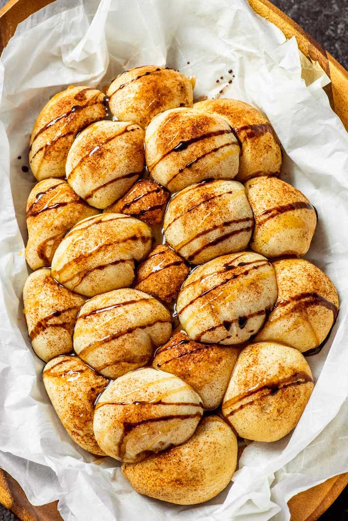 STYLECASTER | 13 Slow-Cooker Biscuit Recipes That Might Surprise You | Chocolate Caramel Monkey Bread