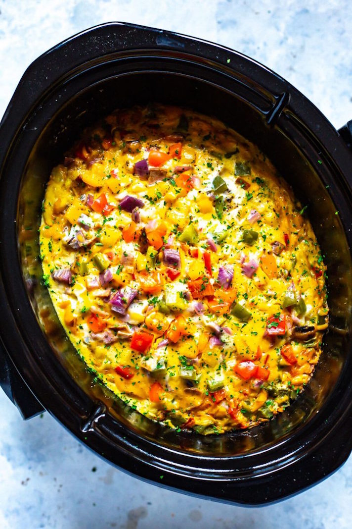 STYLECASTER | 17 Slow-Cooker Brunch Recipes Worth Staying In For | Potato-Vegetable Breakfast Casserole