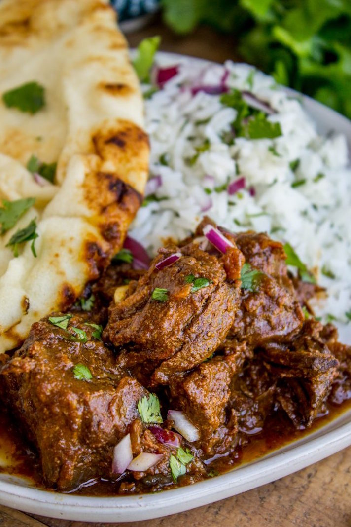 STYLECASTER | 17 Slow-Cooker Indian Recipes That Are Better Than Takeout | Beef Curry