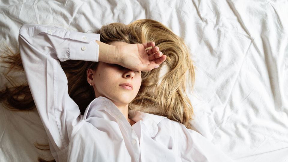 These Anti-Wrinkles Pillows Are The Epitome of Beauty Sleep | STYLECASTER