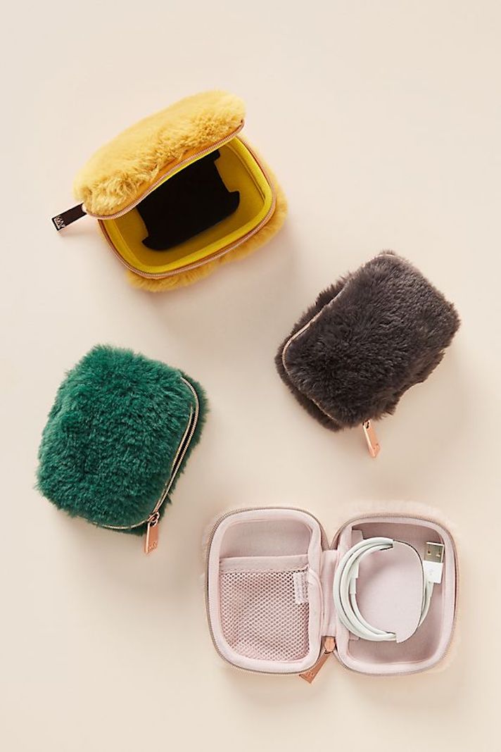 STYLECASTER | Affordable Tech Gifts