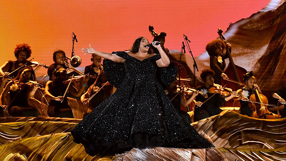 Lizzo-Grammys-2020-Performance