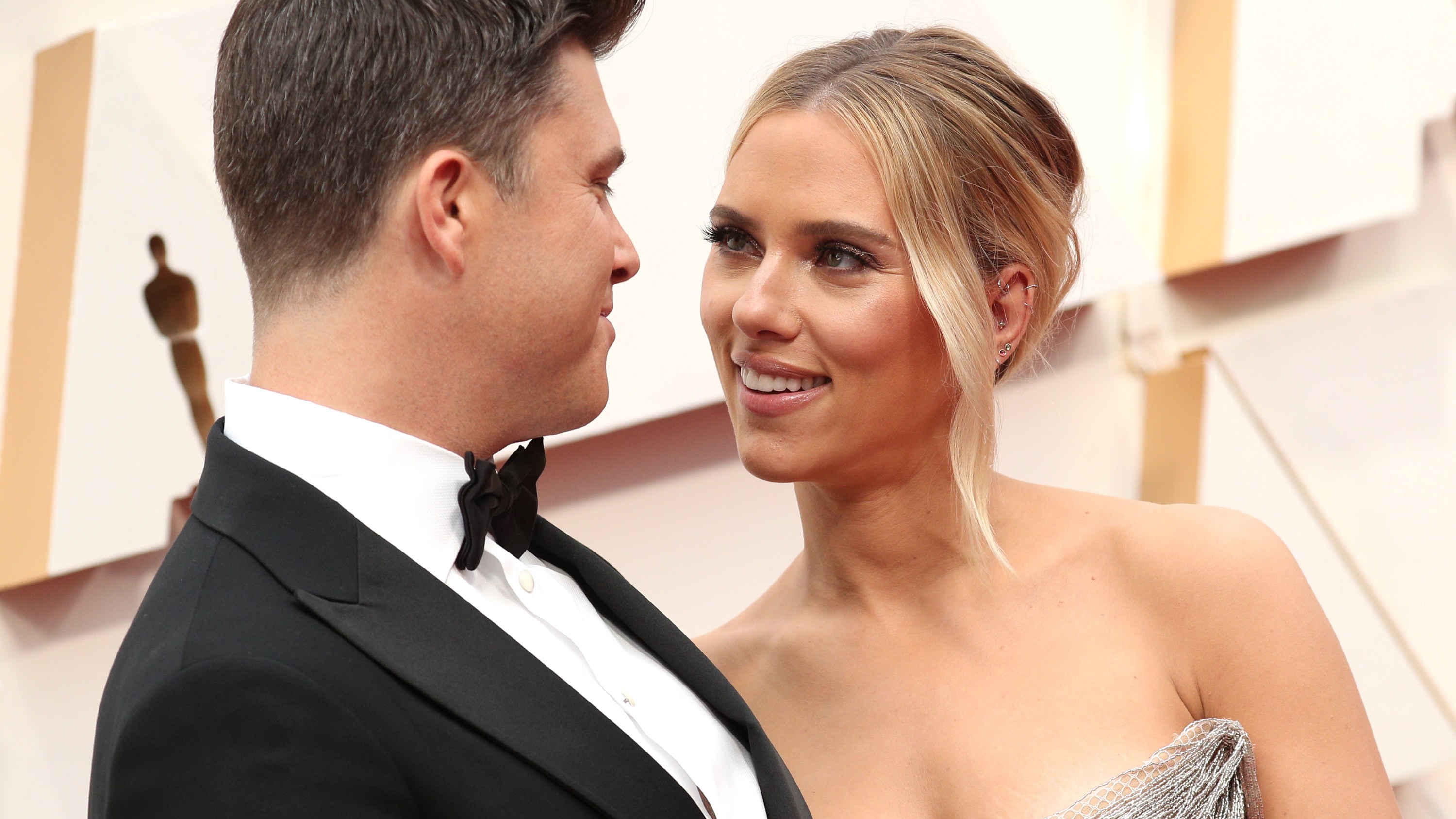 Colin Jost & Scarlett Johansson Oscars 2020 Lead
