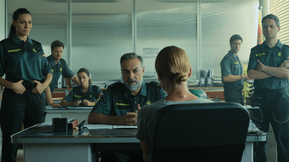 White-Lines-Netflix-1