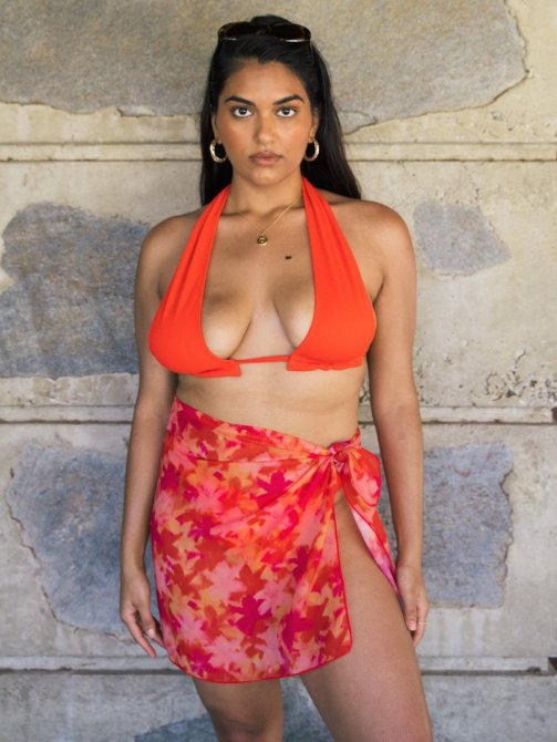 STYLECASTER | Kylie Jenner & Megan Thee Stallion 437 Swimwear