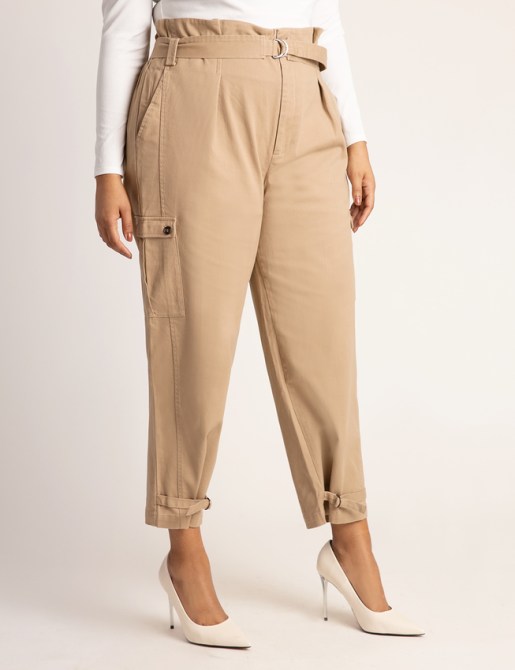 STYLECASTER | Taylor swift khakis CMAs