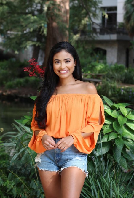 Jessenia: The Bachelor 2021