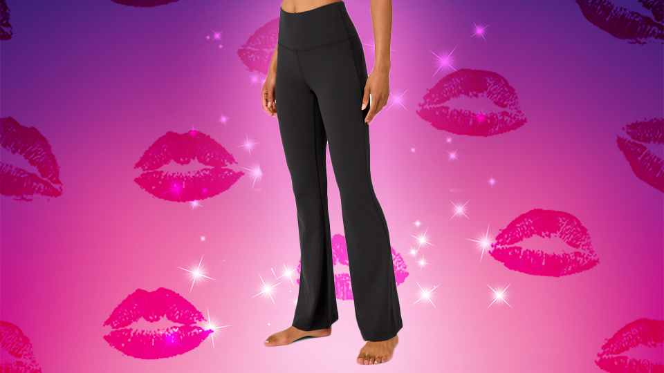 STYLECASTER | yoga pants trend