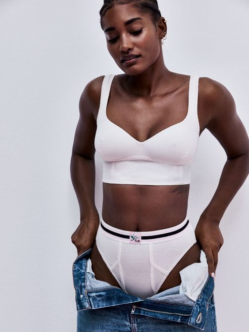 STYLECASTER | For Love & Lemons Athleisure