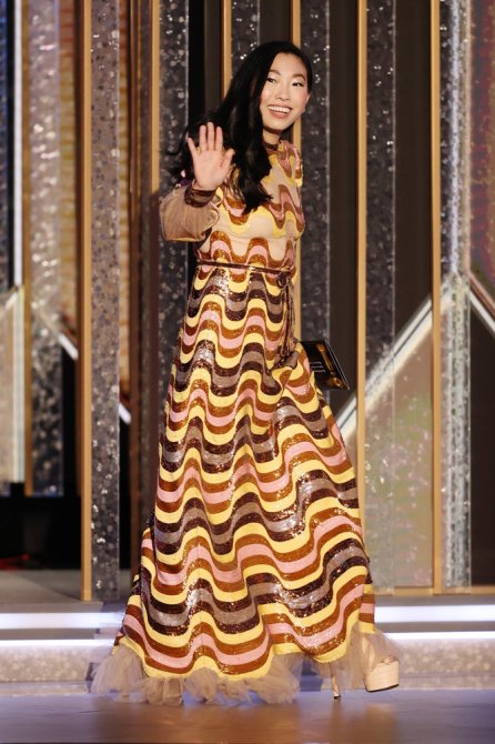 STYLECASTER | Awkwafina Golden Globes