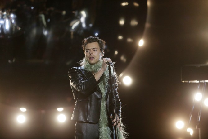 STYLECASTER | Harry Styles GRAMMYs