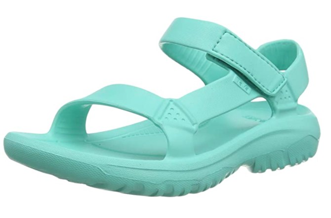 STYLECASTER | Dad Sandal Trend