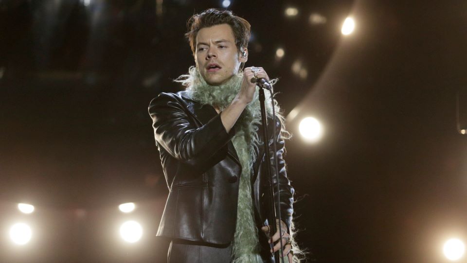 STYLECASTER | Harry Styles GRAMMYs