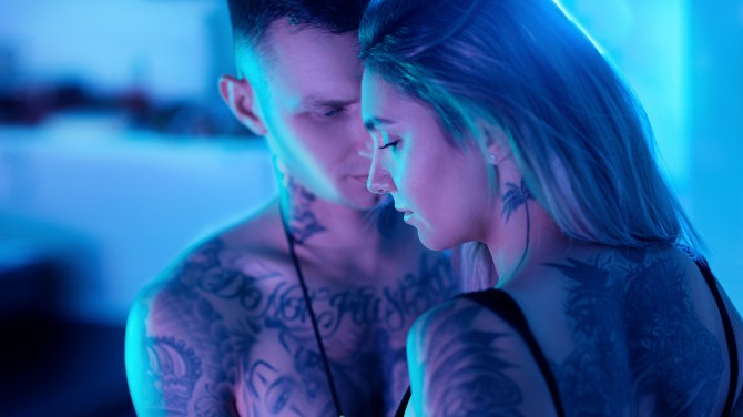 STYLECASTER | Sex Club Safety