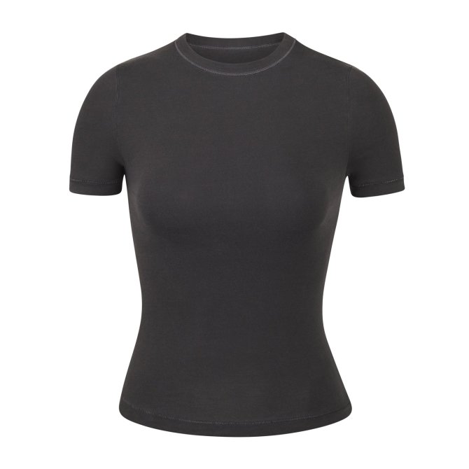 STYLECASTER | SKIMS Outdoor Basics Collection