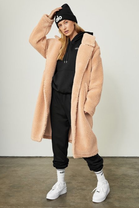 STYLECASTER | Alo Yoga Jackets