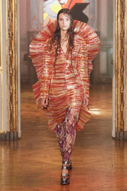 STYLECASTER | Paris Fashion Week SS22