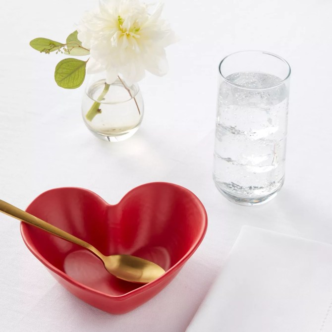 Melamine Heart Bowl