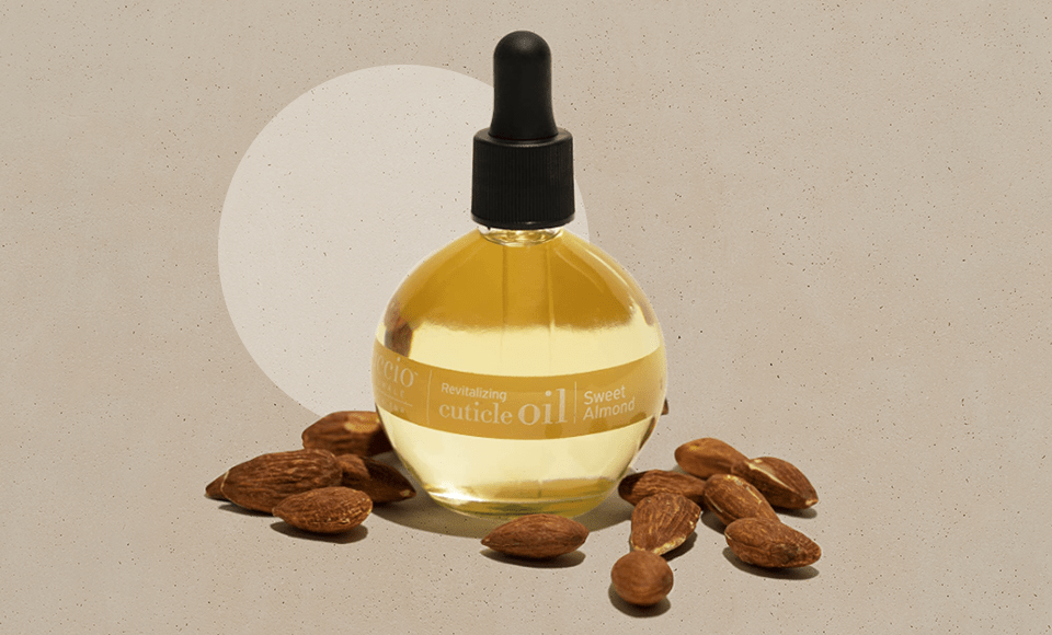 Cuccio Naturale Revitalizing Cuticle Oil