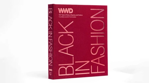 30 Fashion Lover Gift Ideas Perfect for Stylish Moms 2026