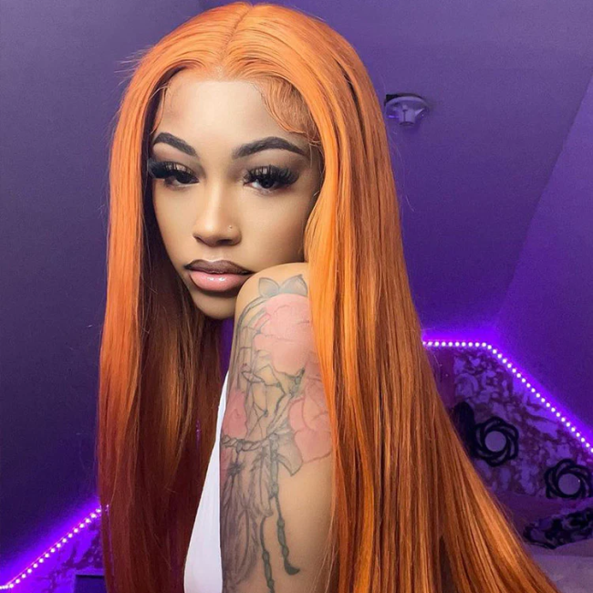 A model wearing a CurlyMe wig.