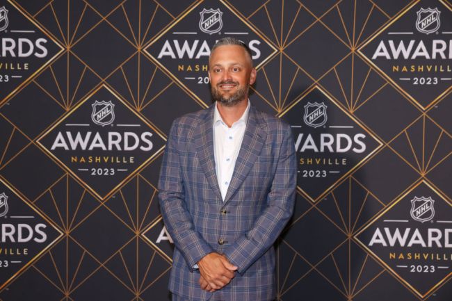 Who's hosting SNL on October 28?