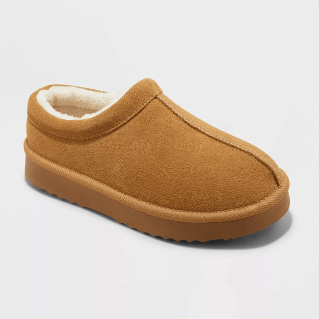Auden Kaya Genuine Suede Clog Slippers in a chestnut colorway