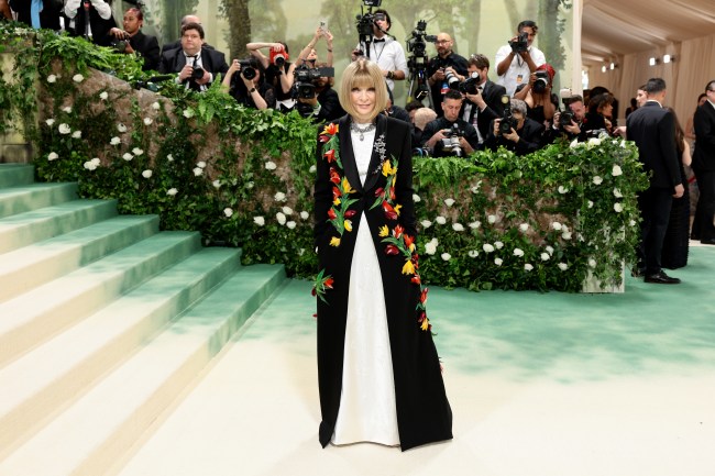 Anna Wintour attends The 2024 Met Gala Celebrating "Sleeping Beauties: Reawakening Fashion" at The Metropolitan Museum of Art on May 06, 2024 in New York City.