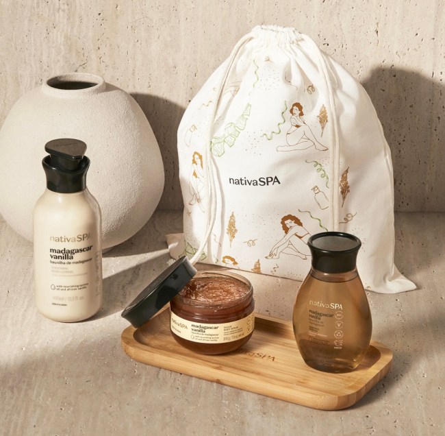 Nativa SPA Soothing Vanilla Ritual Set with Bamboo Tray
