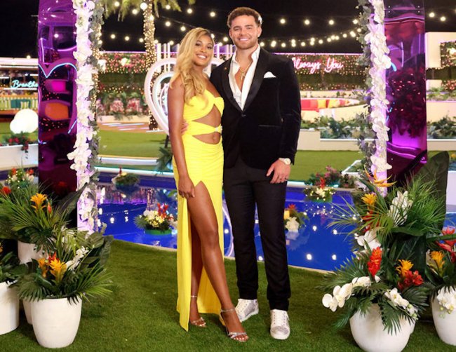 Hannah Wright, Marco Donatelli in Love Island season 5