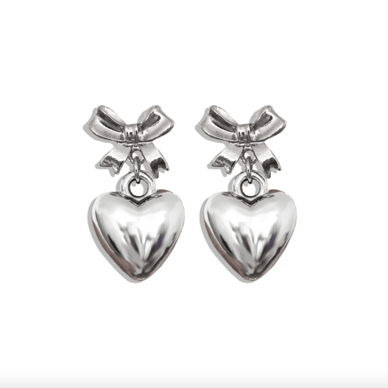 Earrings Trends 2024: Bows, Dangly Crystals, & More for Fall