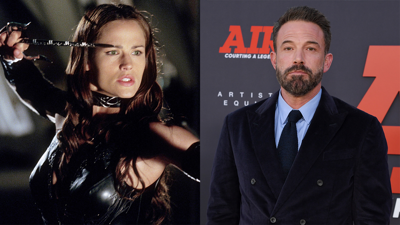 Jennifer Garner as Electra, Ben Affleck