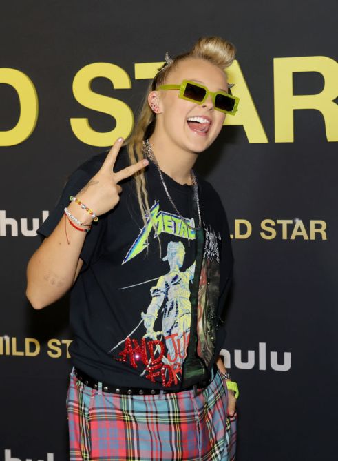 HOLLYWOOD, CALIFORNIA - SEPTEMBER 12: JoJo Siwa attends the Los Angeles premiere of Hulu's 'Child Star' at NeueHouse Hollywood on September 12, 2024 in Hollywood, California.