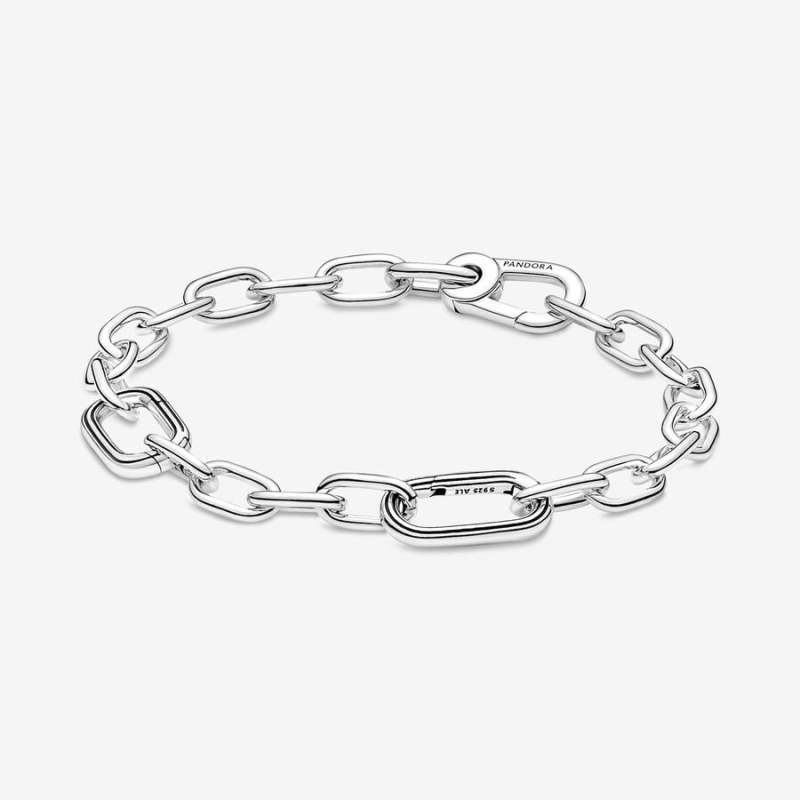 Bracelet Trends 2025: Statement Cuffs, Classic Bangles, & More