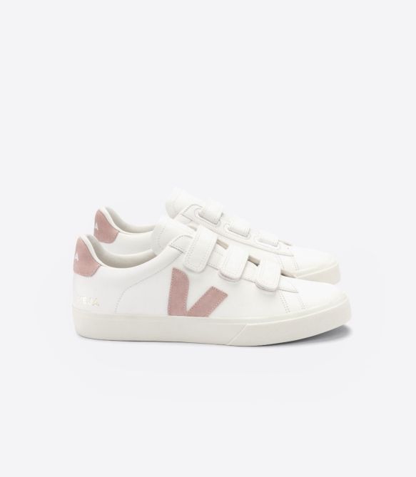 Veja Recife Logo in white and babe