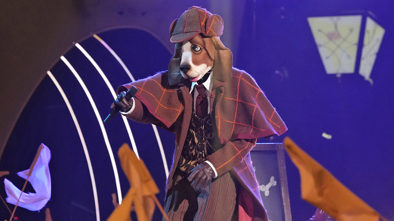 THE MASKED SINGER: Sherlock Hound in the “Who Are You Fest” episode of THE MASKED SINGER airing Wednesday, Nov. 13 (8:00-9:02 PM ET/PT) on FOX.