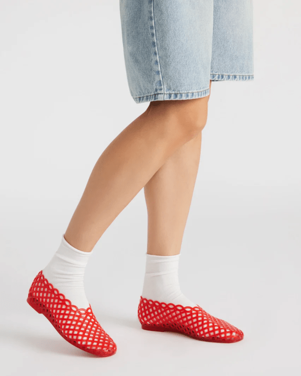 35 Best Clothing Sales Right Now, With Coupon Codes