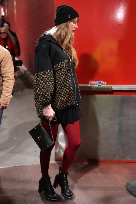 Taylor Swift arrives prior to the AFC Championship Game between the Buffalo Bills and Kansas City Chiefs at GEHA Field at Arrowhead Stadium on January 26, 2025 in Kansas City, Missouri.