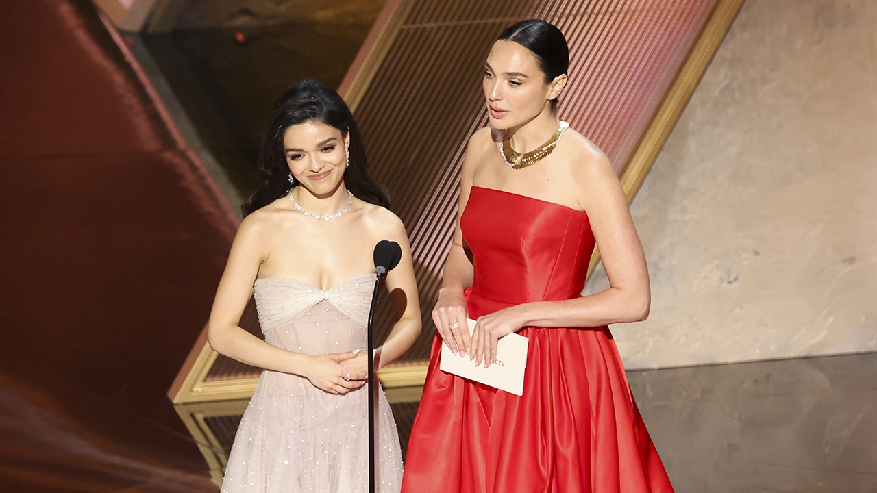 Rachel Zegler, Gal Gadot at the 97th Oscars held at the Dolby Theatre on March 2, 2025 in Hollywood, California.