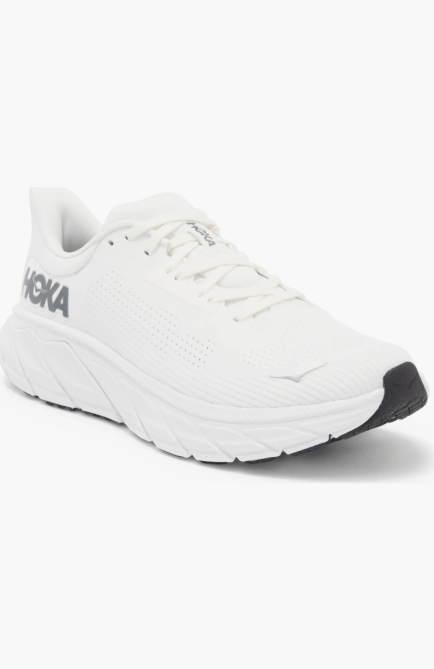 Hoka Arahi 7 Running Shoe in white