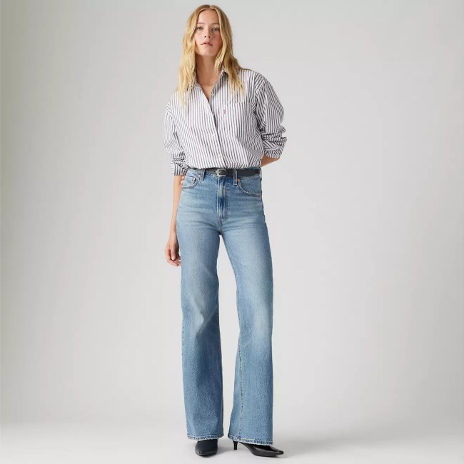 Levi’s Ribcage Bell Jeans