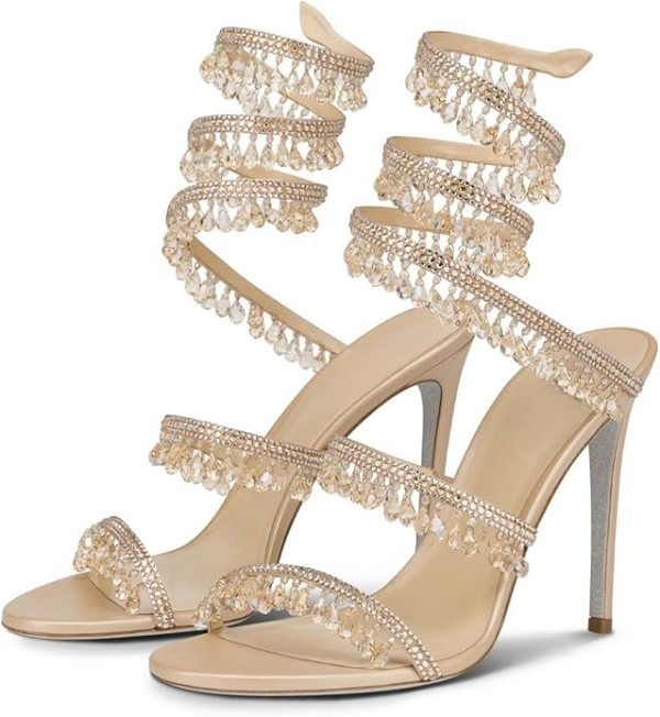 78 Taylor Swift Halloween Costume Ideas From a Hardcore Swiftie