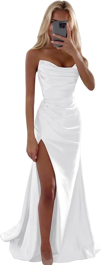 78 Taylor Swift Halloween Costume Ideas From a Hardcore Swiftie