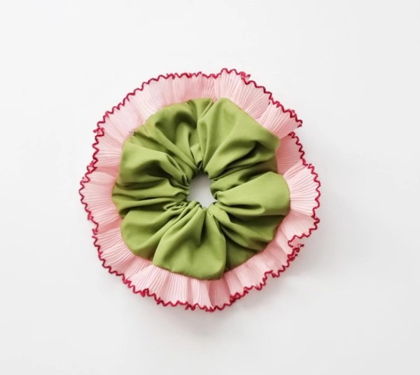 30 Fashion Lover Gift Ideas Perfect for Stylish Moms 2026