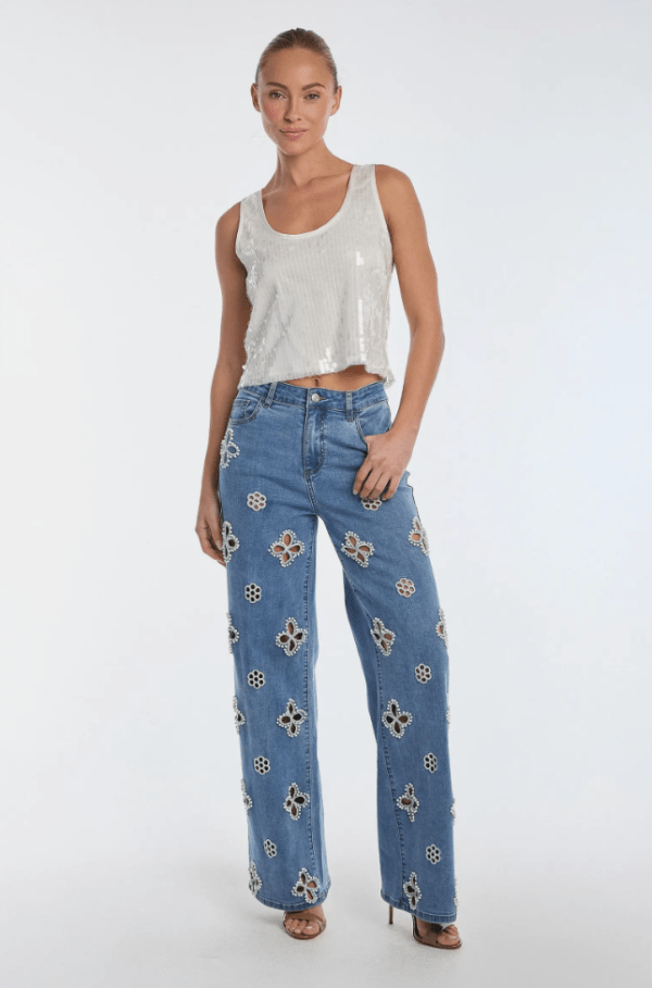 10 Top 2026 Jeans Trends, According to Stylists