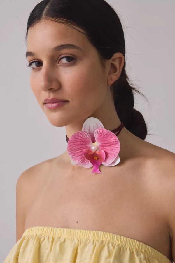 What to Wear to a Hilary Duff Concert—Outfit Ideas From a Fan