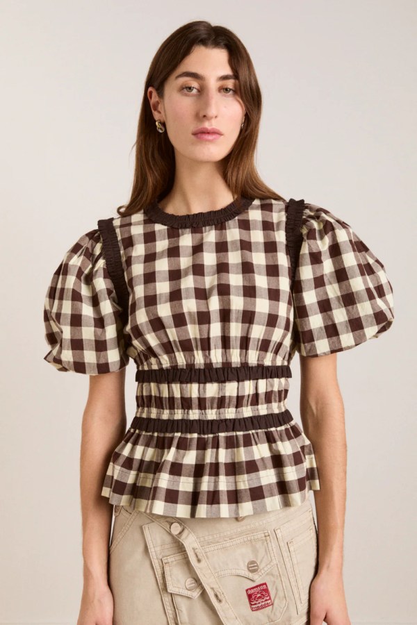 16 Tops to Wear With Wide Leg Pants According to Stylists 2026
