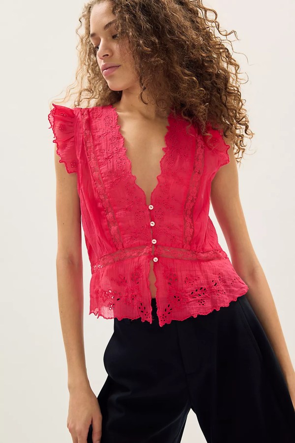 16 Tops to Wear With Wide Leg Pants According to Stylists 2026