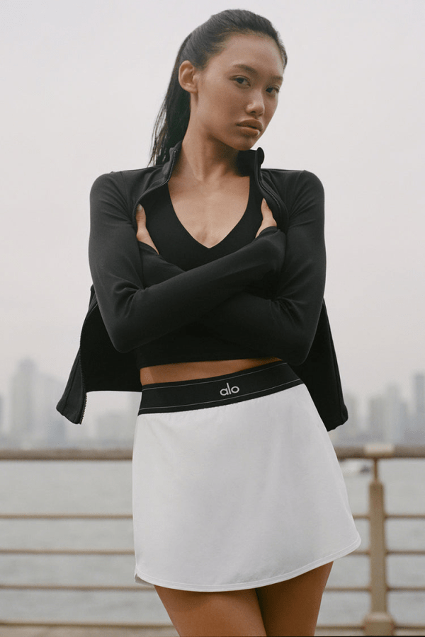 ALO Yoga’s Site Is 30% Off During Its Aloversary Sale