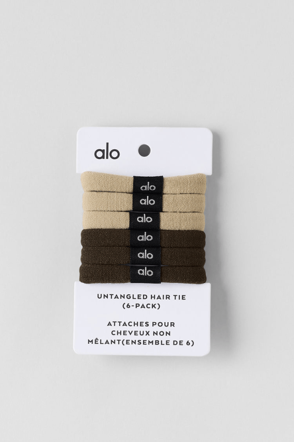 ALO Yoga’s Site Is 30% Off During Its Aloversary Sale
